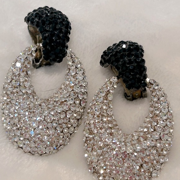VINTAGE BELLINI BLK/CLEAR SWAROFSKI CRYSTAL LOADED GLITZ EARRINGS - Picture 10 of 15